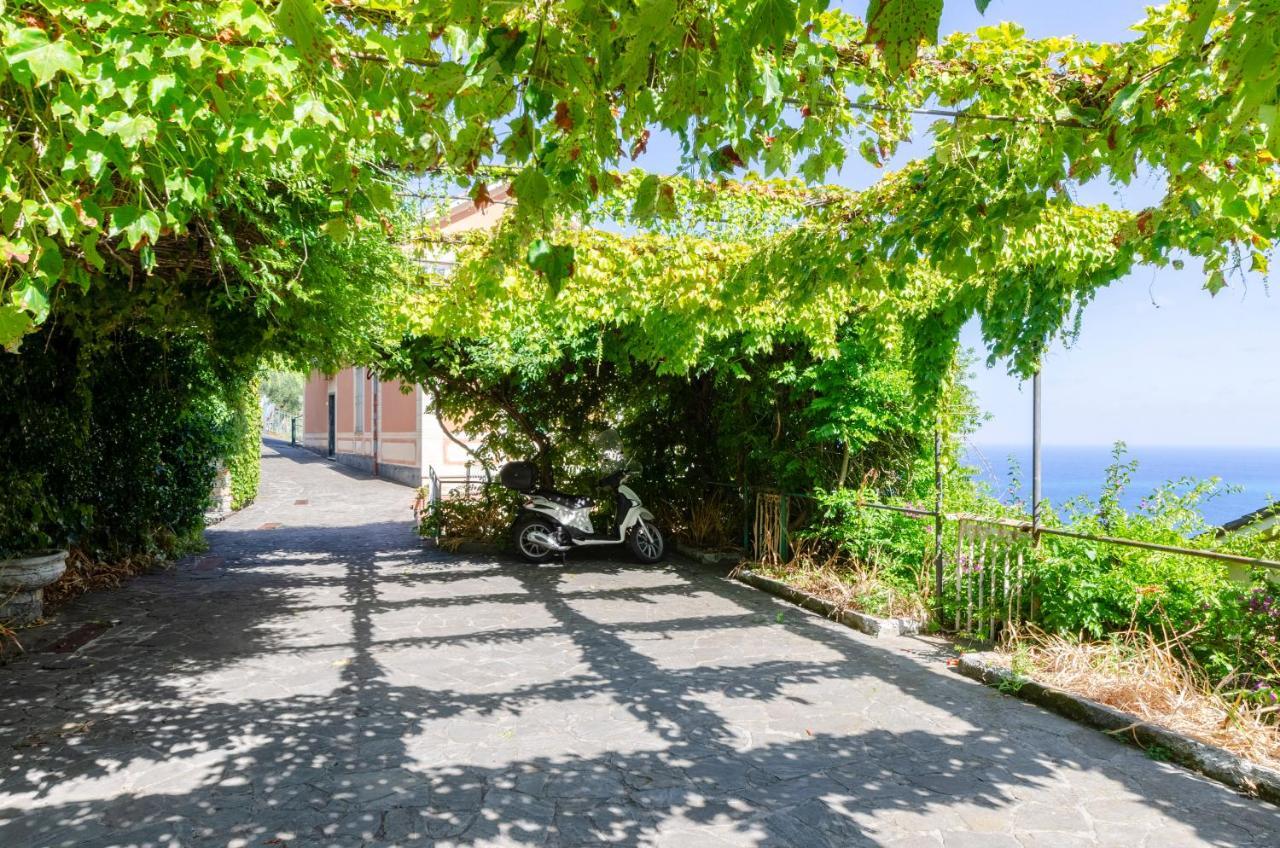 Ferienwohnung Una Terrazza Su Santa Santa Margherita Ligure Exterior foto